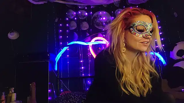 anonymouszN online show from 11/02/25, 09:09