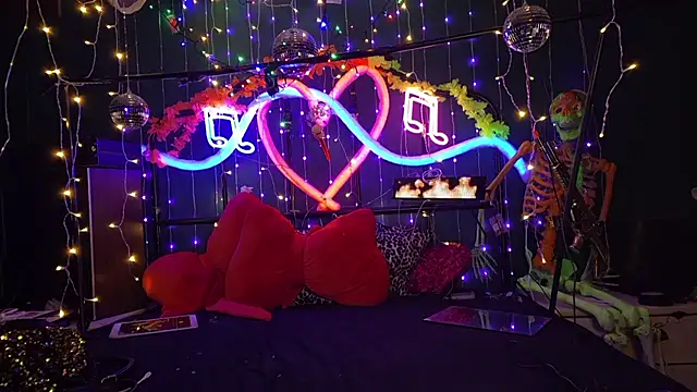 anonymouszN online show from 02/11/26, 08:41