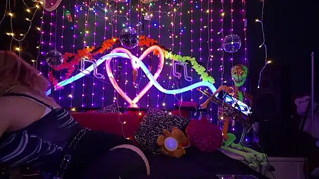 anonymouszN online show from 03/31/26, 08:11