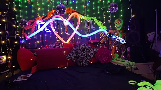 anonymouszN online show from 03/19/26, 09:48