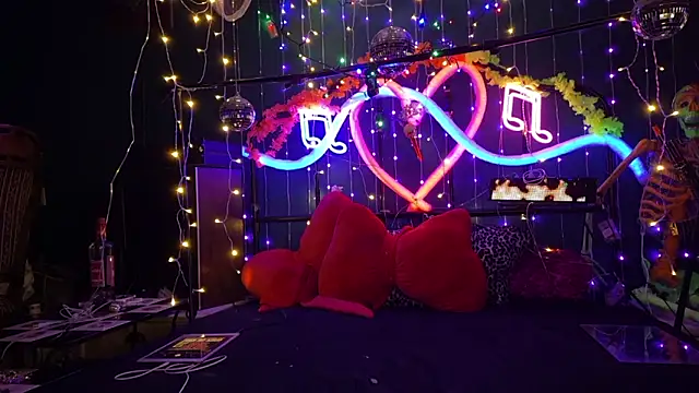 anonymouszN online show from 02/12/26, 09:47