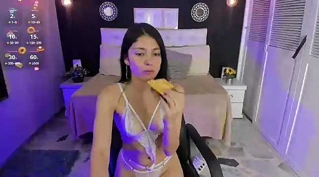 Snapshot of athenasexxxy chatting on 01/14/25, 04:39 athenasexxxy online show from 01/14/25, 04:39