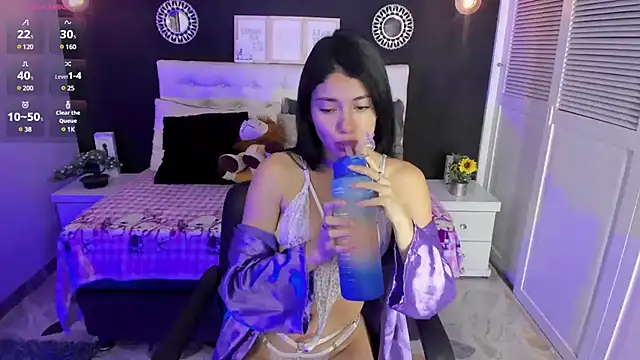 Snapshot of athenasexxxy chatting on 02/18/25, 04:58 athenasexxxy online show from 02/18/25, 04:58