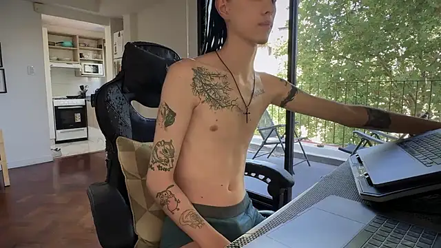 Den BlueXx online show from 03/04/26, 06:26