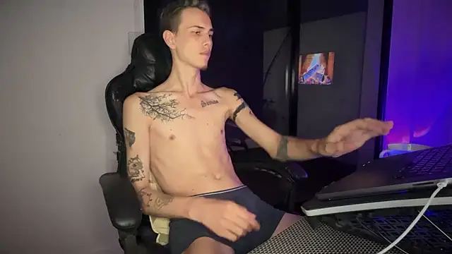 Den BlueXx online show from 02/19/26, 01:46