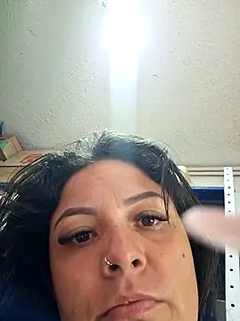 Snapshot of nidia2026 chatting on 10/08/25, 03:24 nidia2026 online show from 10/08/25, 03:24