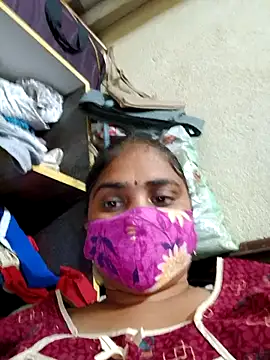 ammullu456 online show from 04/13/26, 05:28