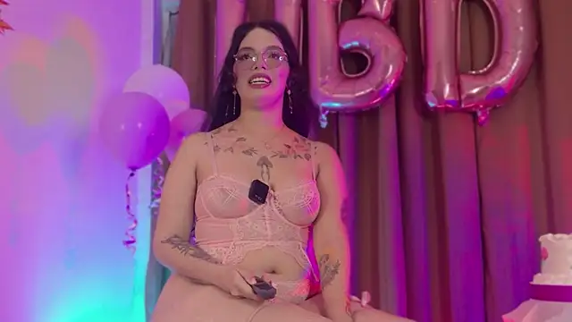 Little maeve online show from 11/14/25, 12:58