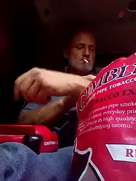 Snapshot of DatingProfile_USA_43_str8 chatting on 02/06/25, 03:41 DatingProfile USA 43 str8 online show from 02/06/25, 03:41