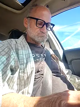 Snapshot of DatingProfile_USA_43_str8 chatting on 02/19/25, 06:32 DatingProfile USA 43 str8 online show from 02/19/25, 06:32