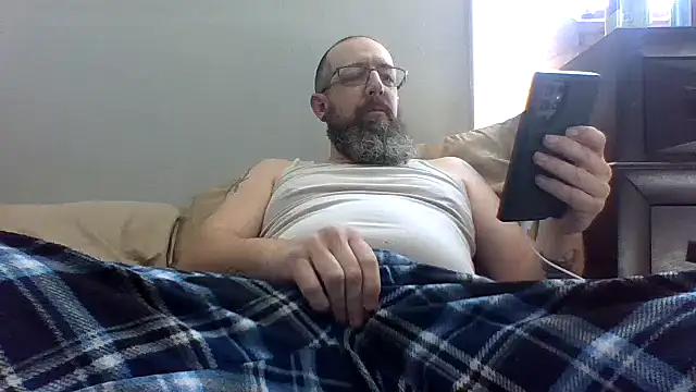 Huskers2020 online show from 02/19/25, 06:21