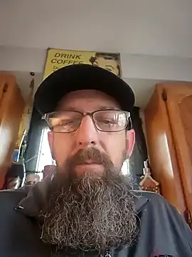 Huskers2020 online show from 12/04/24, 07:17