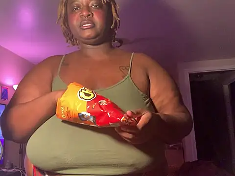 BigKittyRaven online show from 01/11/25, 10:40