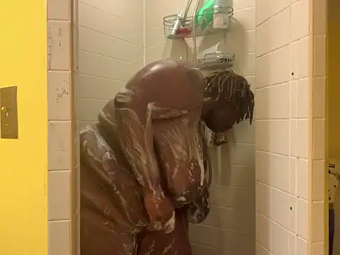 BigKittyRaven online show from 12/11/24, 08:18