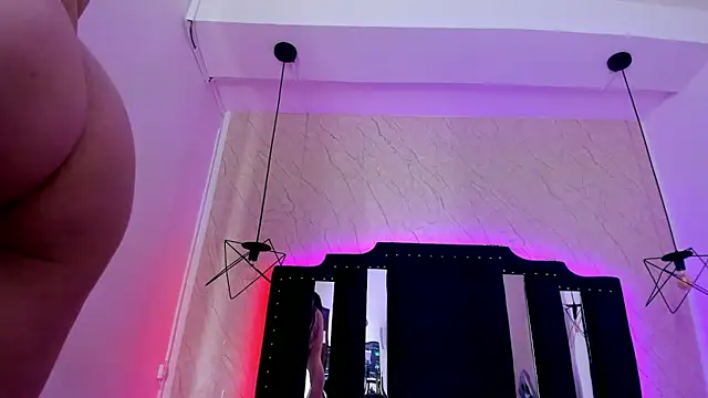 Snapshot of Vick_daves_ chatting on 10/16/25, 11:40 Vick daves online show from 10/16/25, 11:40