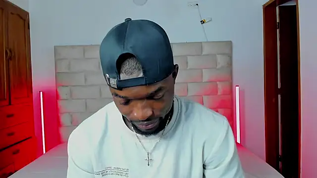 Dylan Taylor online show from 01/08/26, 12:44