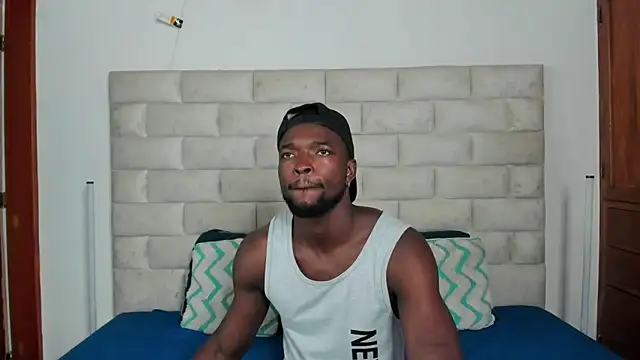 Dylan Taylor online show from 12/04/25, 12:26