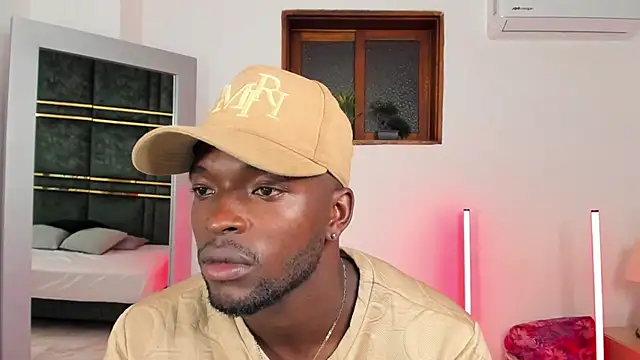 Dylan Taylor online show from 02/07/26, 03:14