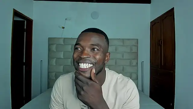 Dylan Taylor online show from 02/08/26, 03:37