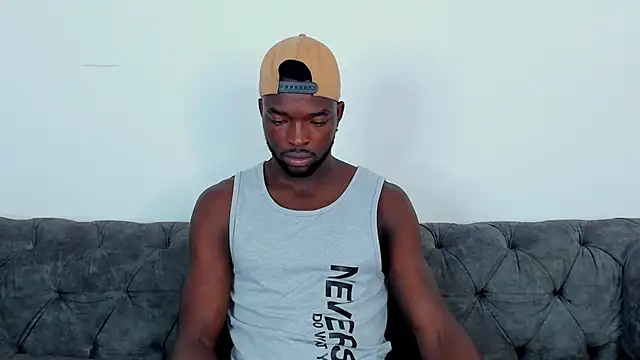 Dylan Taylor online show from 10/28/25, 04:13