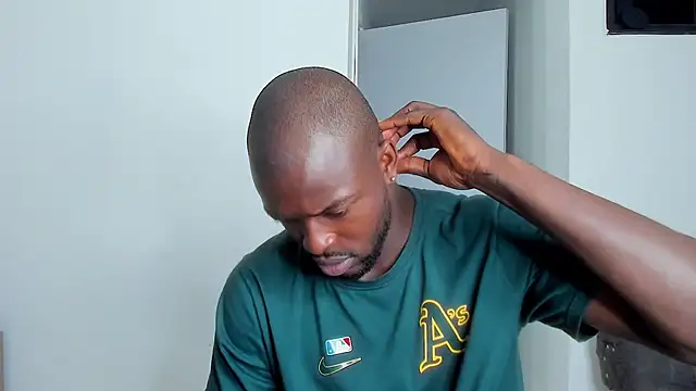 Dylan Taylor online show from 04/04/26, 11:28