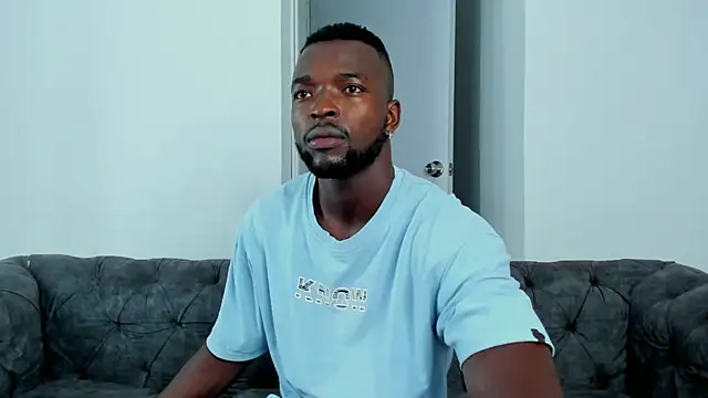 Dylan Taylor online show from 10/31/25, 04:42