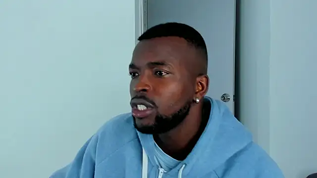 Dylan Taylor online show from 11/02/25, 03:33