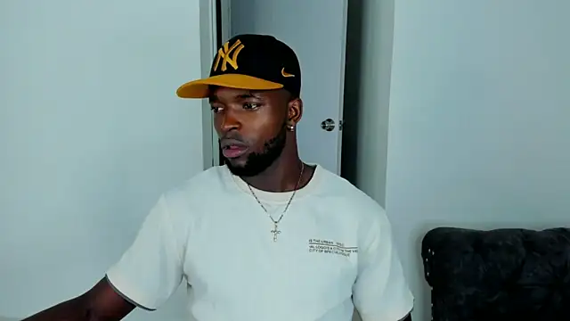 Dylan Taylor online show from 10/01/25, 03:55