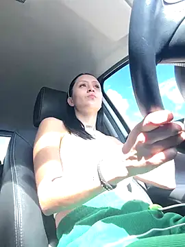 ellie mcdonald online show from 10/28/25, 07:35