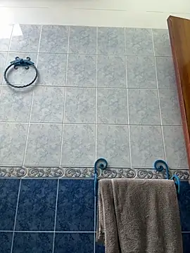 ellie mcdonald online show from 10/26/25, 05:57