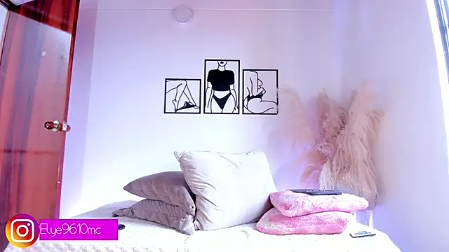 ellie mcdonald online show from 04/10/26, 06:59