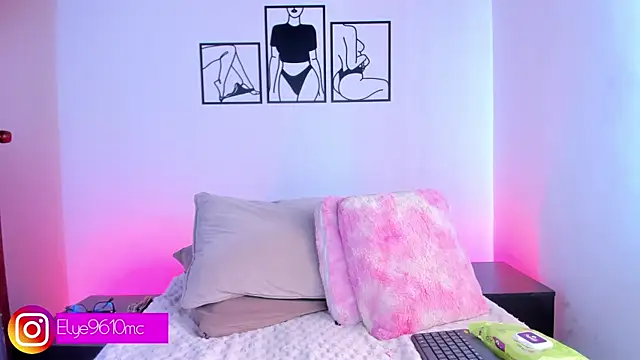 ellie mcdonald online show from 07/10/26, 09:26
