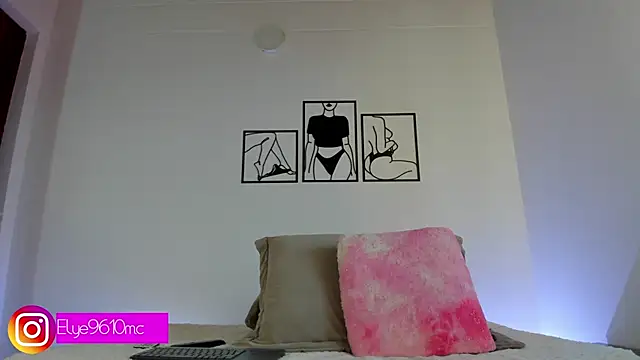 ellie mcdonald online show from 10/06/25, 10:10