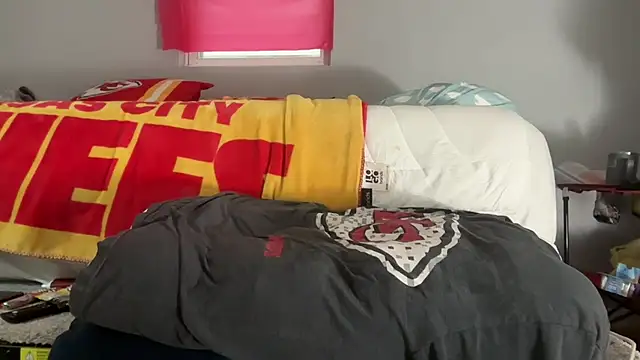 skarfosbabes69 online show from 10/25/25, 08:42