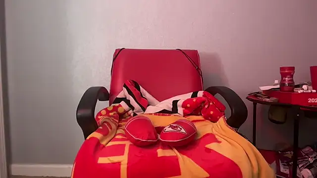 Snapshot of skarfosbabes69 chatting on 03/13/26, 06:18 skarfosbabes69 online show from 03/13/26, 06:18