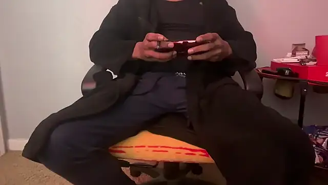 Snapshot of skarfosbabes69 chatting on 03/14/26, 07:25 skarfosbabes69 online show from 03/14/26, 07:25