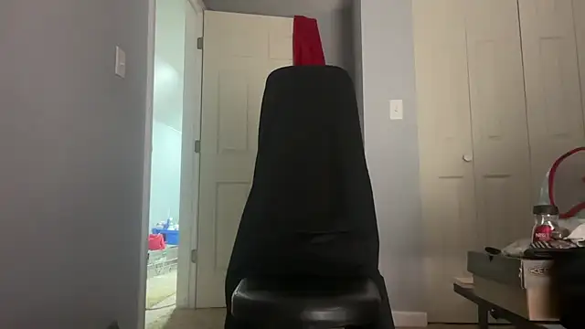 Snapshot of skarfosbabes69 chatting on 02/11/26, 06:57 skarfosbabes69 online show from 02/11/26, 06:57