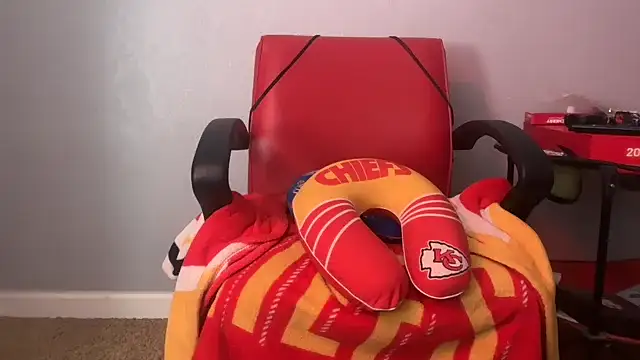 Snapshot of skarfosbabes69 chatting on 02/26/26, 08:03 skarfosbabes69 online show from 02/26/26, 08:03