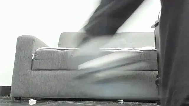 Snapshot of latin_bbc chatting on 09/12/25, 01:28 latin bbc online show from 09/12/25, 01:28