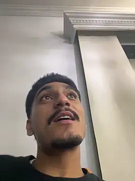 latin bbc online show from 11/03/25, 01:11