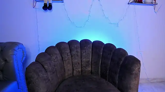 Snapshot of sultana_hurren chatting on 12/24/24, 05:02 sultana hurren online show from 12/24/24, 05:02