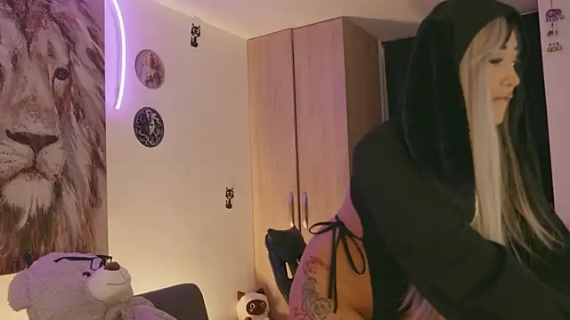 Maryann jones online show from 04/05/26, 01:40