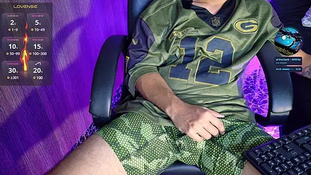 Snapshot of Nymphobuddies chatting on 02/16/25, 02:31 Nymphobuddies online show from 02/16/25, 02:31