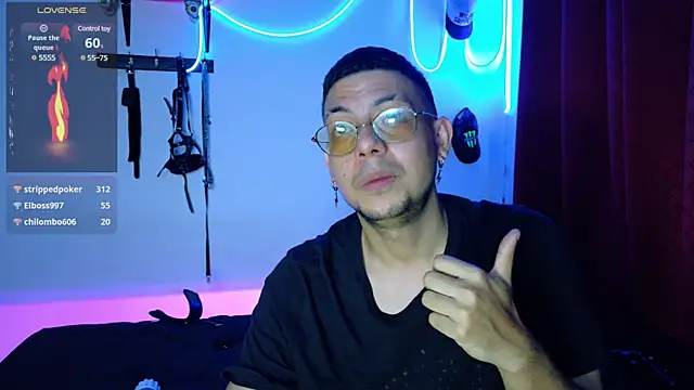 Snapshot of Nymphobuddies chatting on 03/10/25, 06:05 Nymphobuddies online show from 03/10/25, 06:05