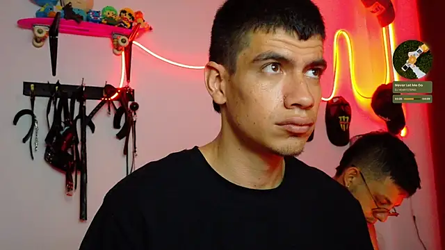 Snapshot of Nymphobuddies chatting on 02/14/25, 05:25 Nymphobuddies online show from 02/14/25, 05:25