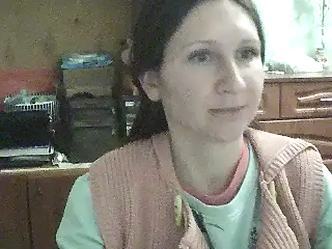 Snapshot of Princess284 chatting on 12/15/24, 06:37 Princess284 online show from 12/15/24, 06:37