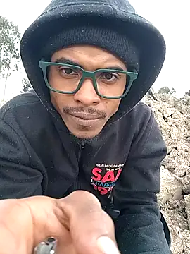 Bigote Big0357 online show from 11/27/25, 07:58