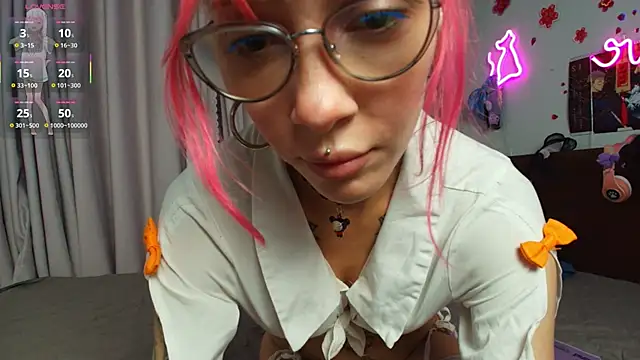 Snapshot of sweed_angel chatting on 02/03/26, 06:40 sweed angel online show from 02/03/26, 06:40