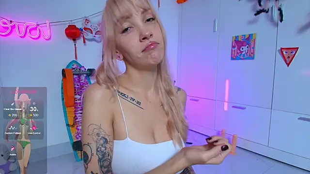 Snapshot of sweed_angel chatting on 12/05/25, 05:39 sweed angel online show from 12/05/25, 05:39