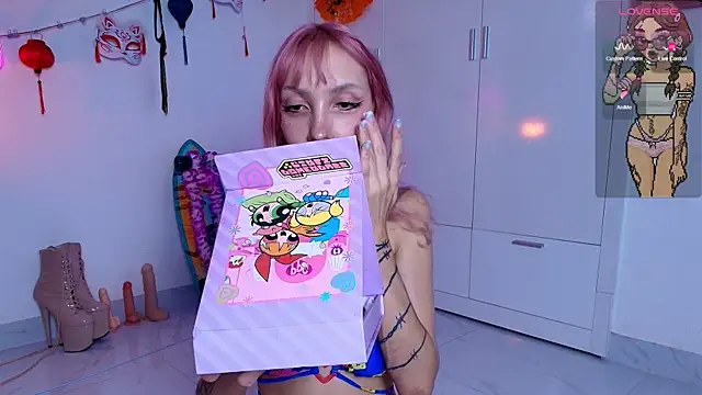 Snapshot of sweed_angel chatting on 10/30/25, 04:11 sweed angel online show from 10/30/25, 04:11